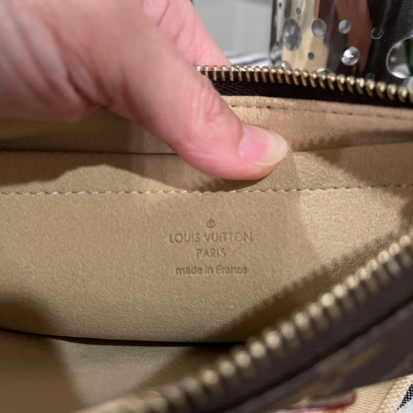 Louis Vuitton Milla Clutch - Picture 10 of 12